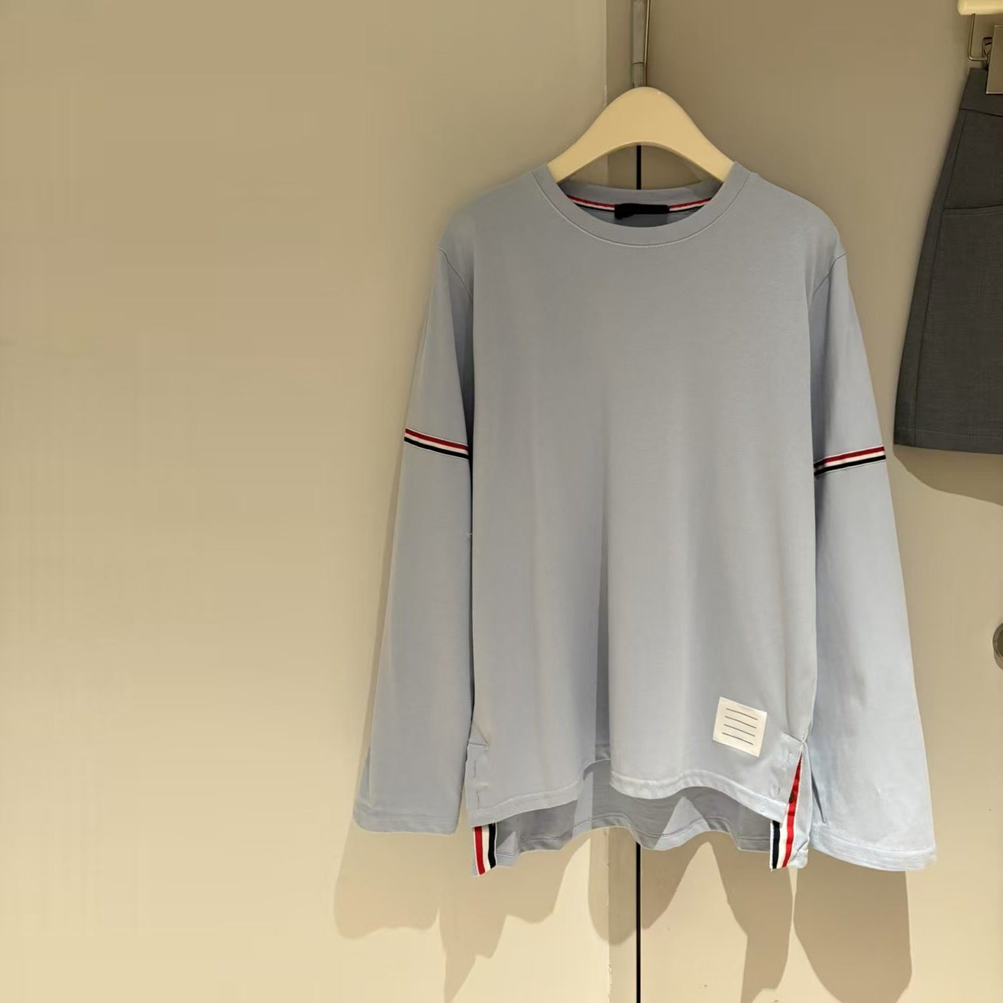 TNOM 2025ss Age-reducing skirt