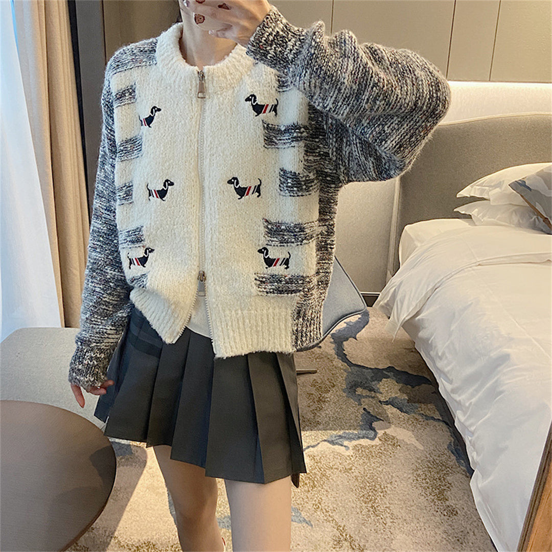 2025 Embroidered sweater