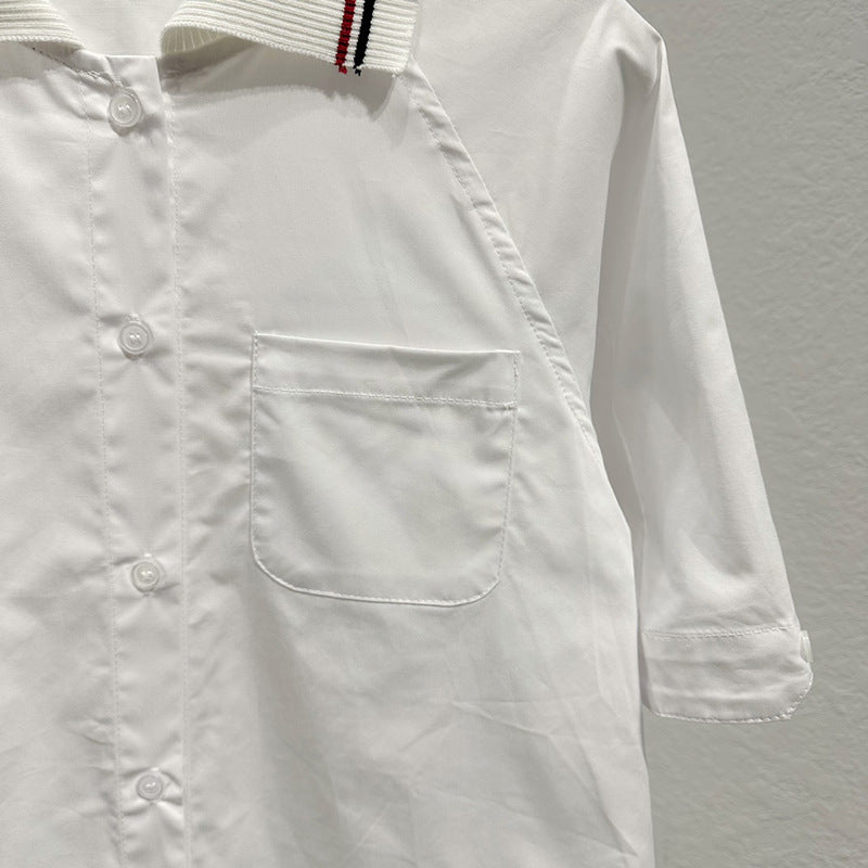 short-sleeved shirt