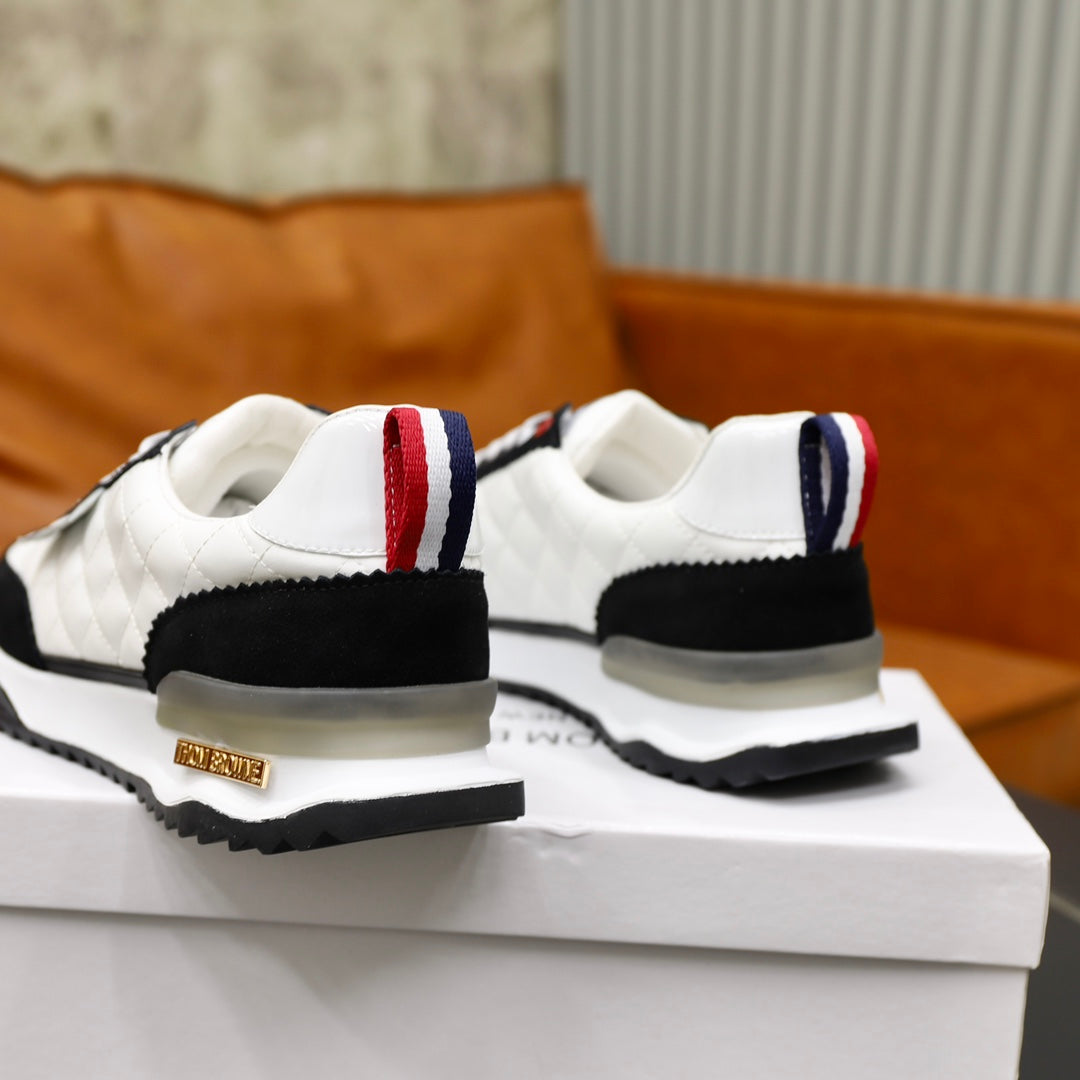 2025 Leather sneakers