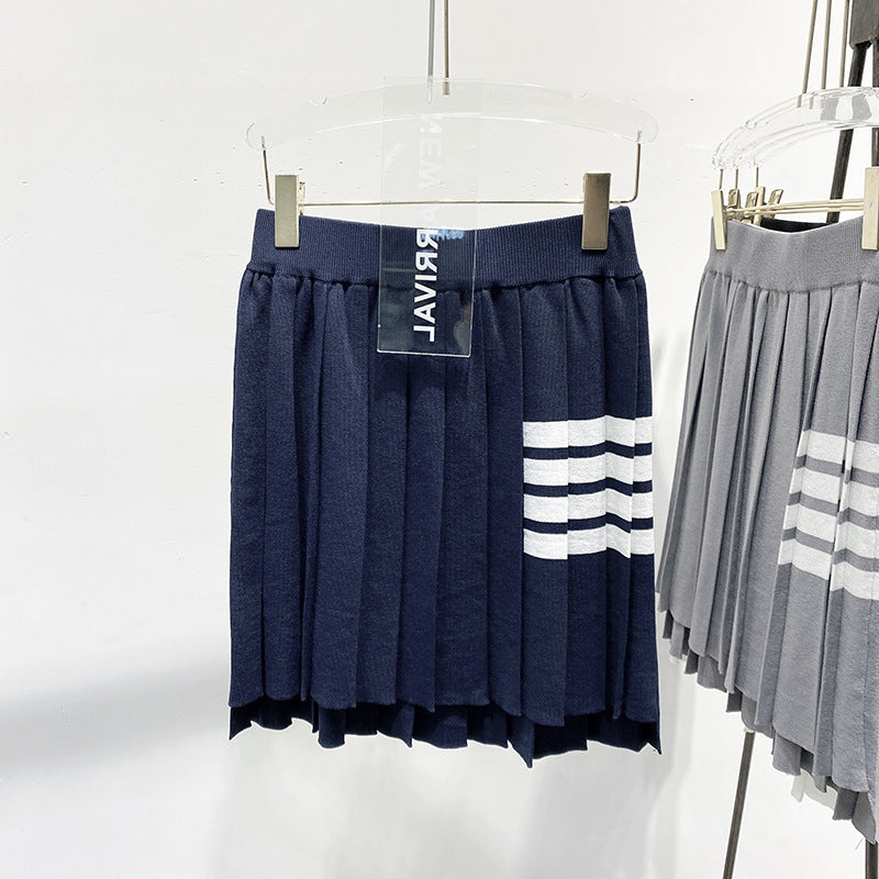 TNOM 2025 Knitted pleated skirt