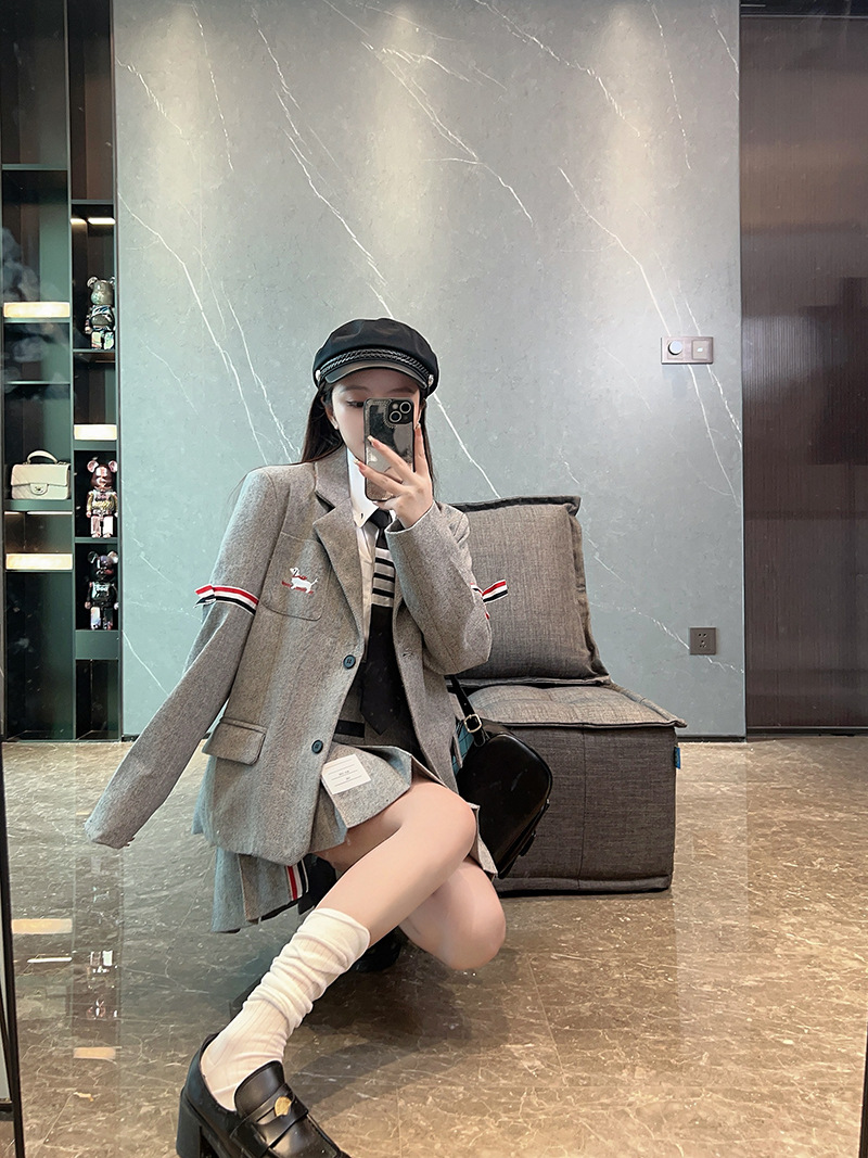 TNOM 2025 Women sweater