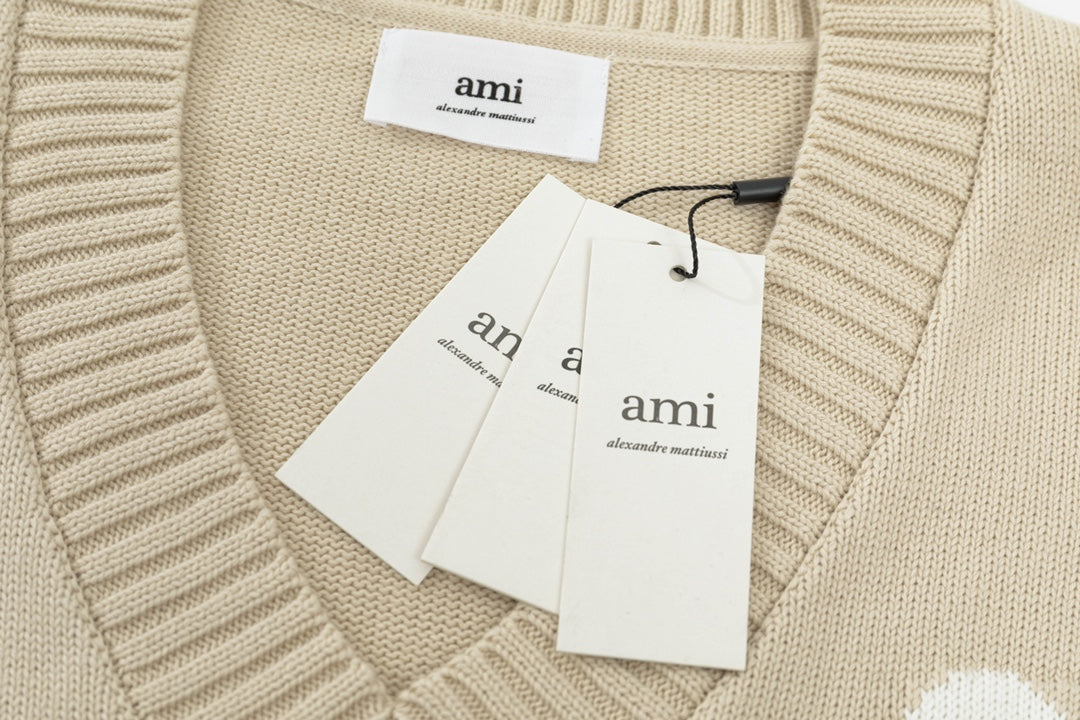 AMI Cotton and wool sweater