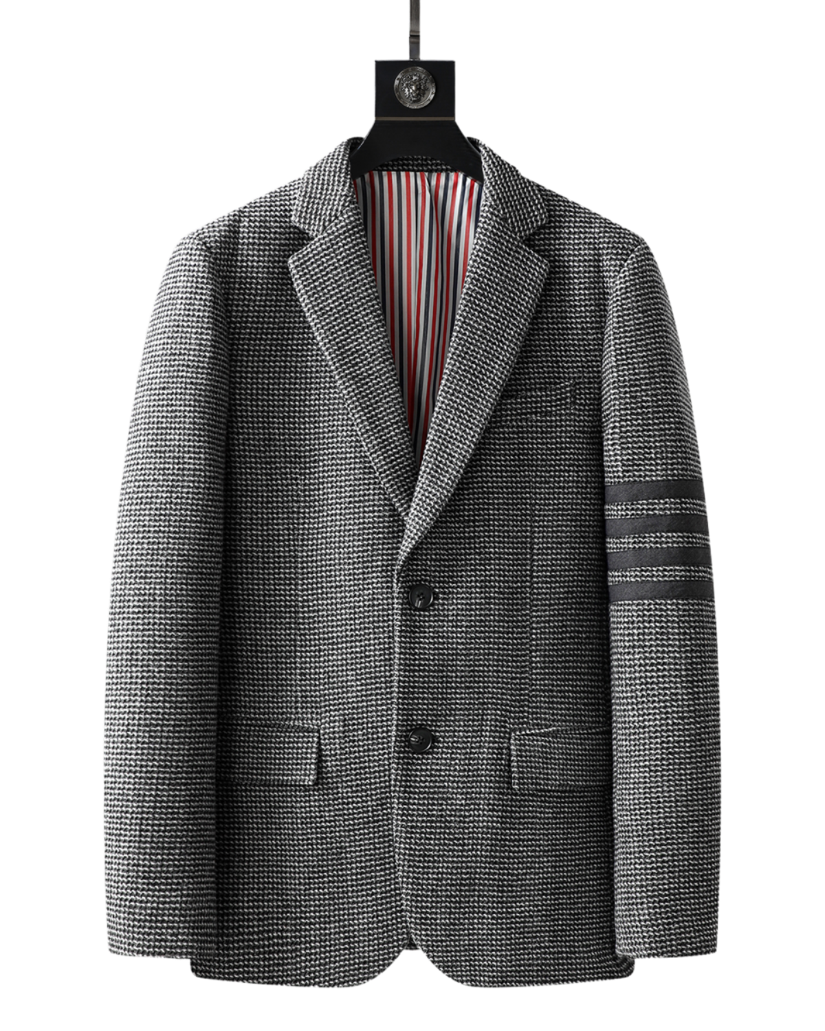 2025  Leisure suit
