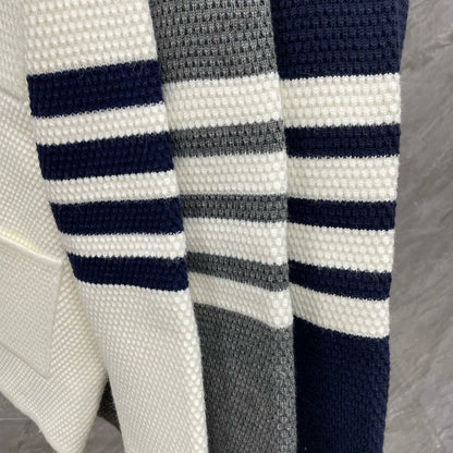 2025  knitted hoodie