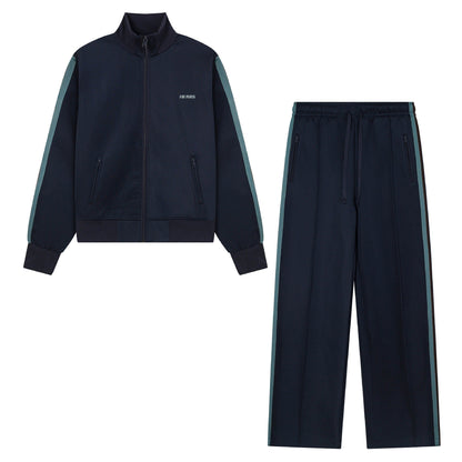 AMI  Men's and women's sportswear