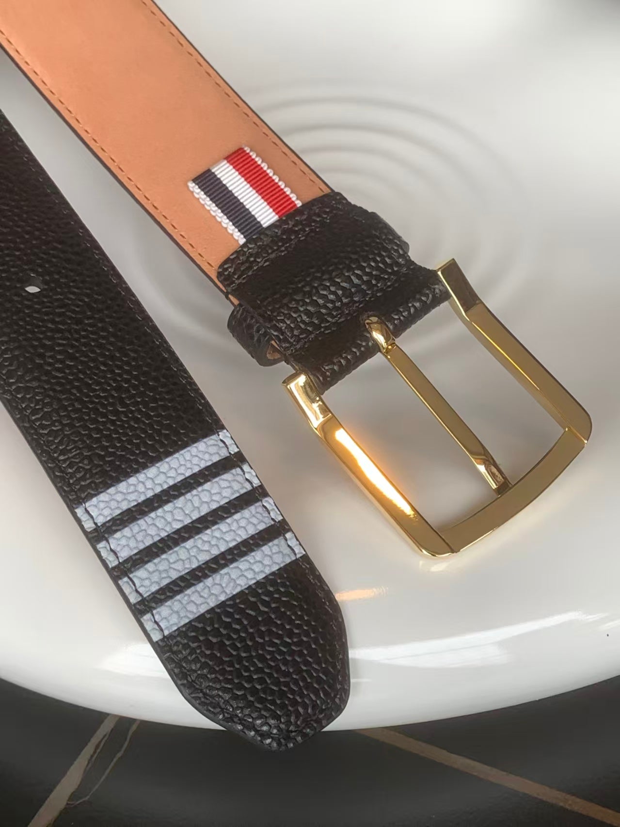 Genuine leather belt