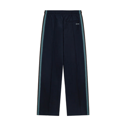 AMI  Men's and women's sportswear