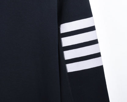 Long-sleeved T-shirt