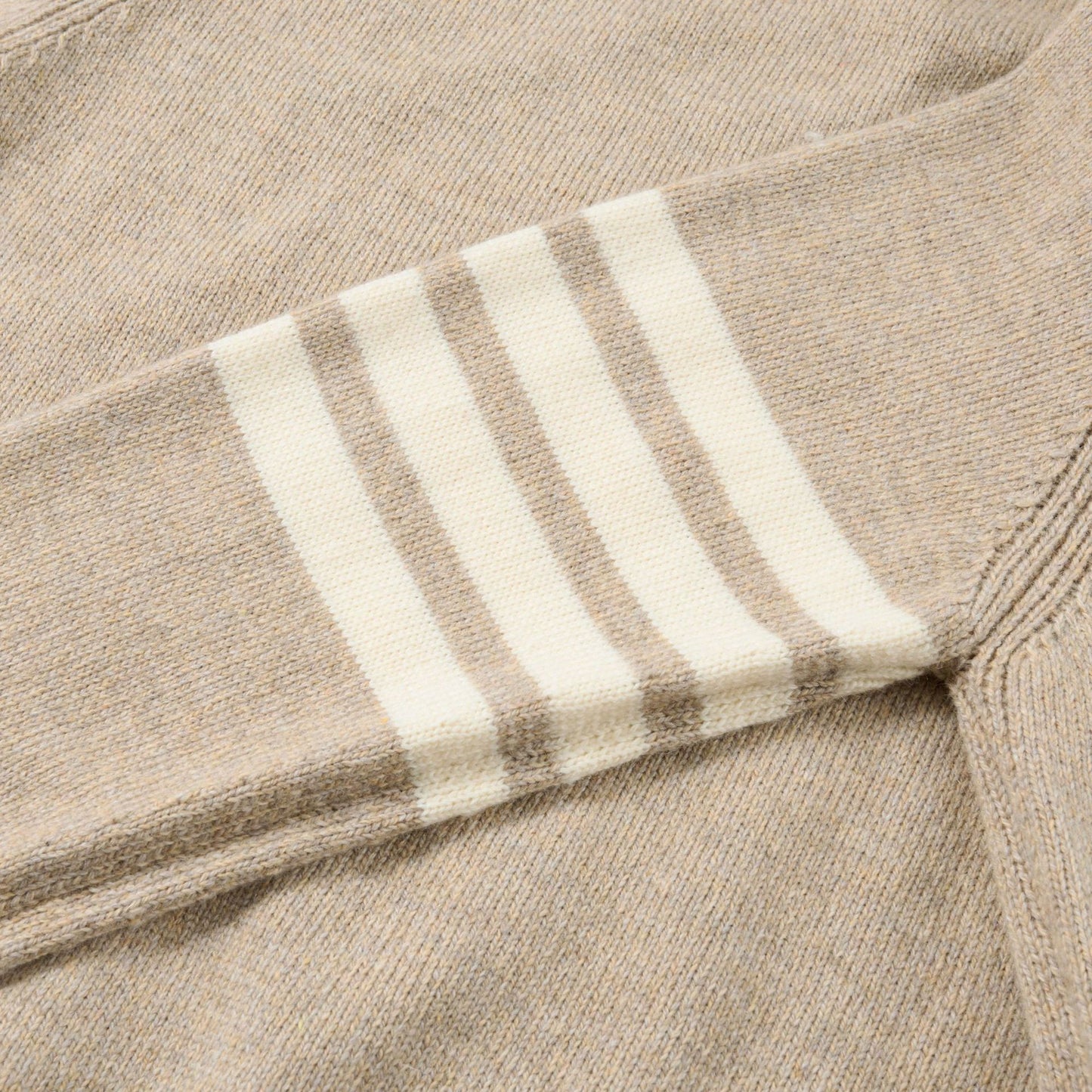 2025 New round neck knit sweater