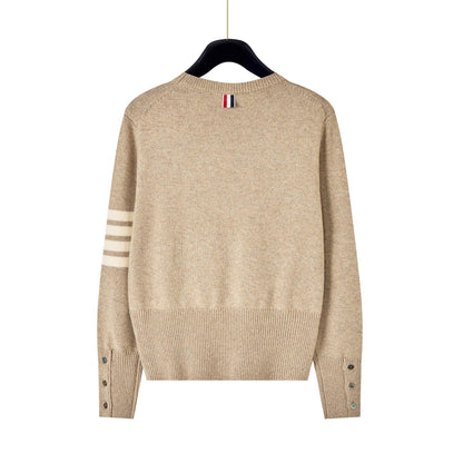 2025 Bow-knitted sweater + short skirt