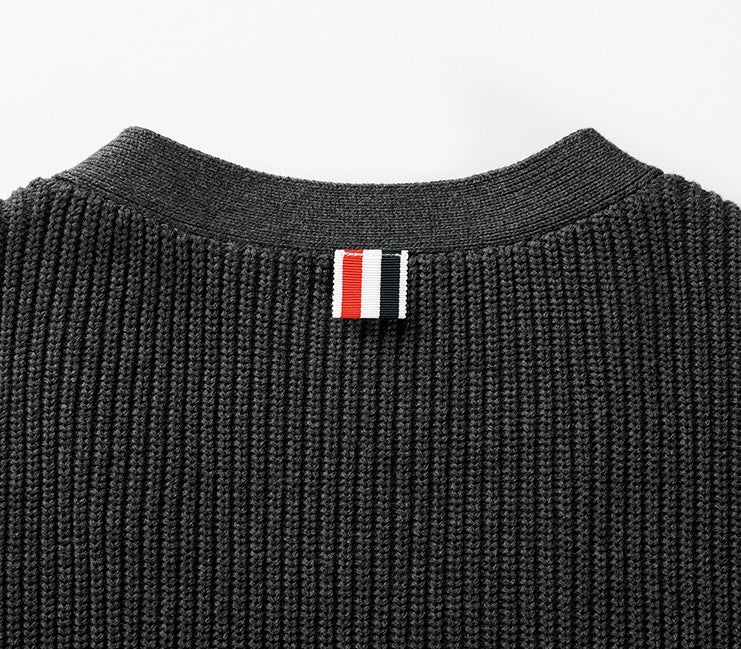 Knitted cardigan