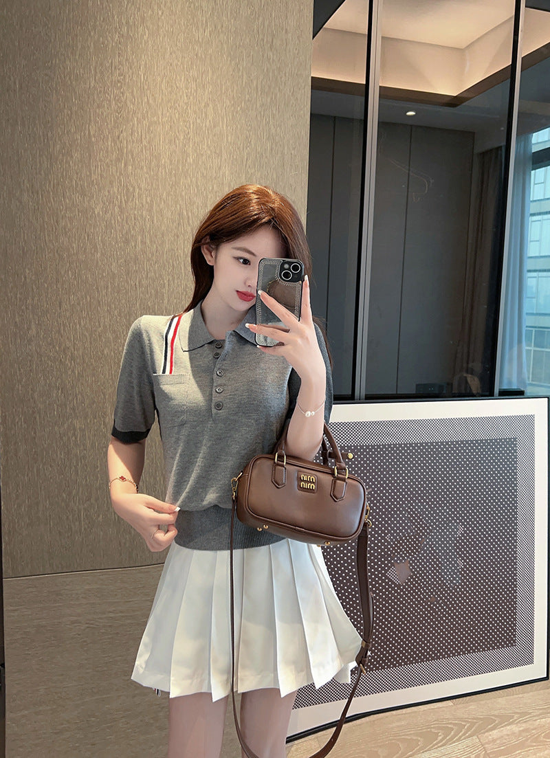 Knitted short sleeves