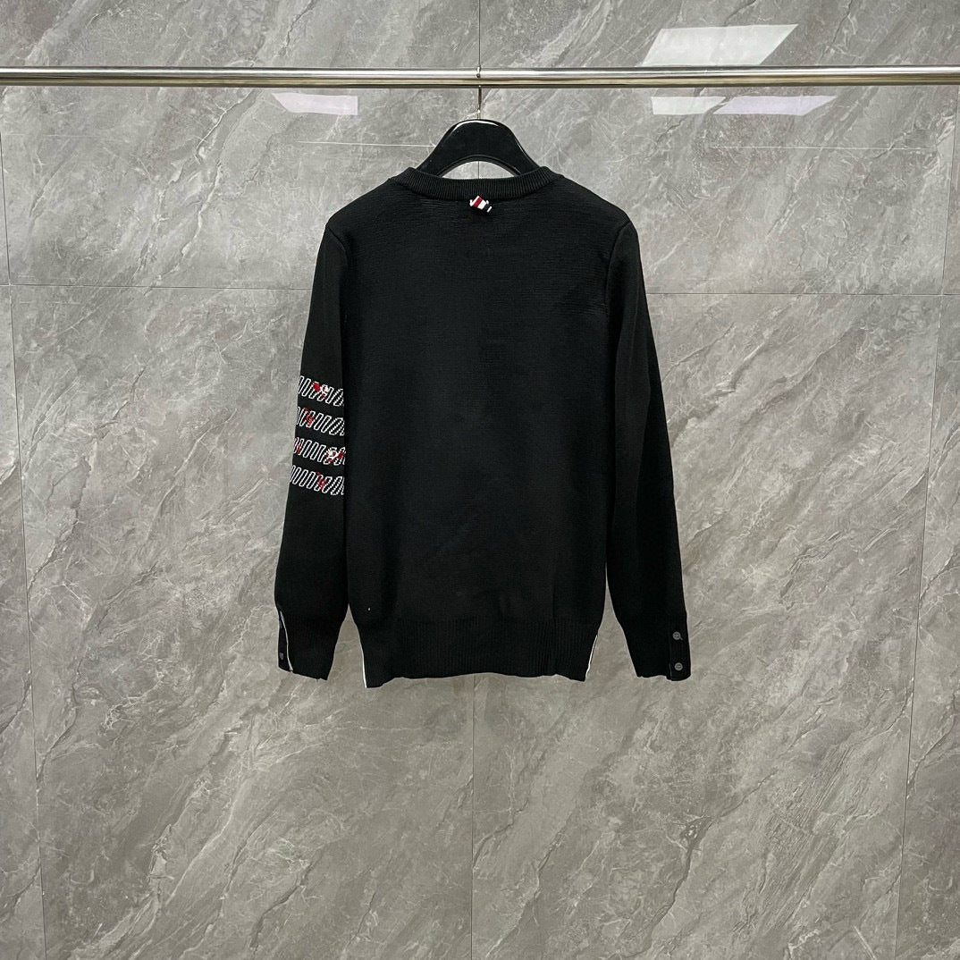 2025 Embroidered sweater