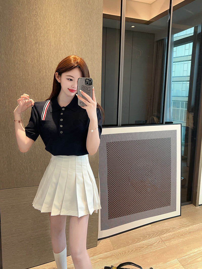 Knitted short sleeves