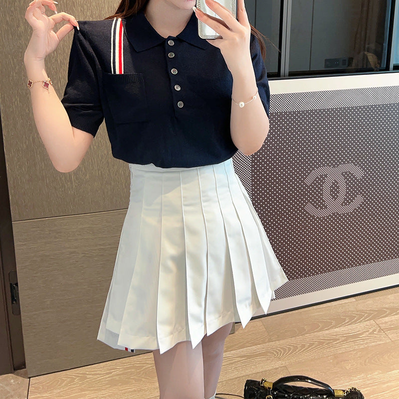 Knitted short sleeves