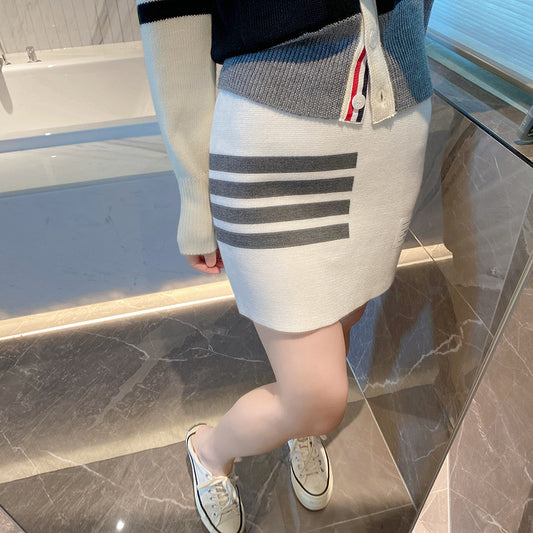 TNOM 2025ss Tight skirt