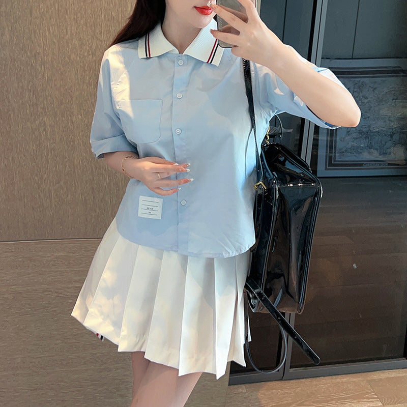 short-sleeved shirt