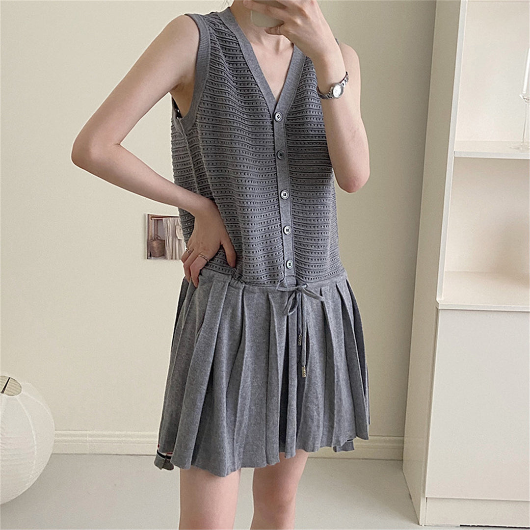 2025  Sleeveless dress