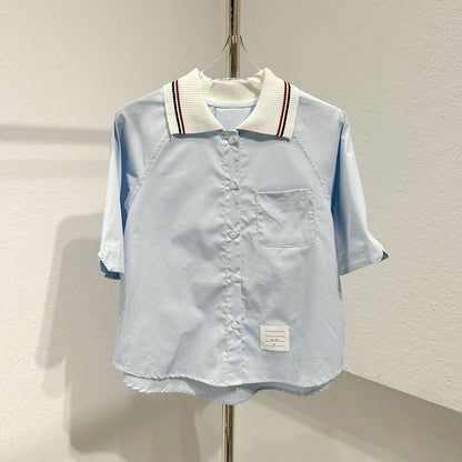 short-sleeved shirt