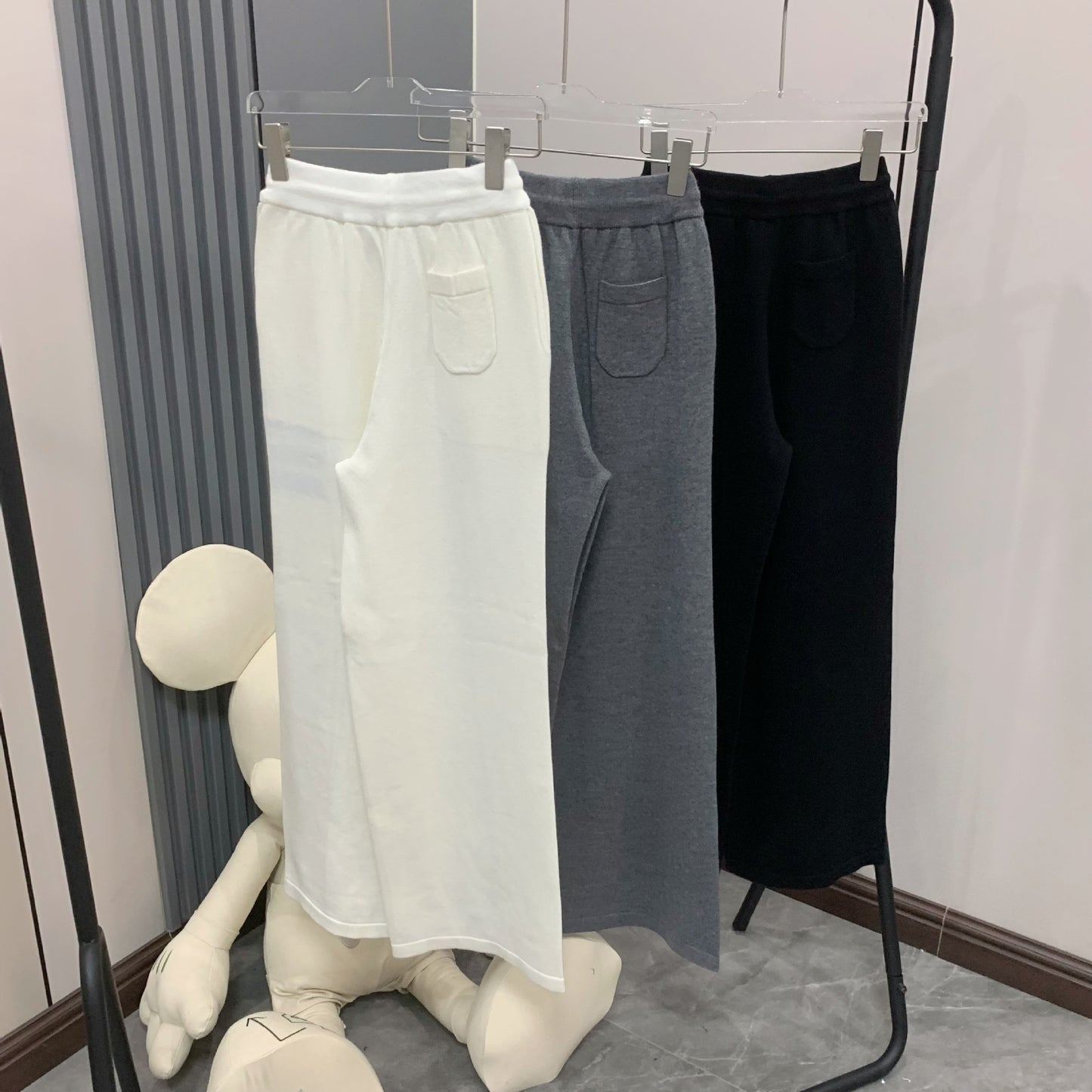 Knitted wide-leg pants