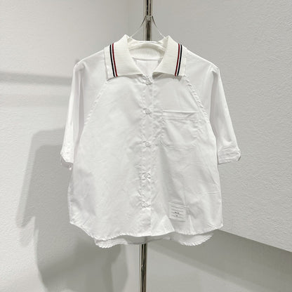 short-sleeved shirt