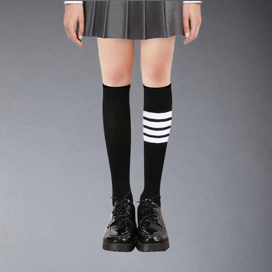 TNOM 2025 Four stripe socks