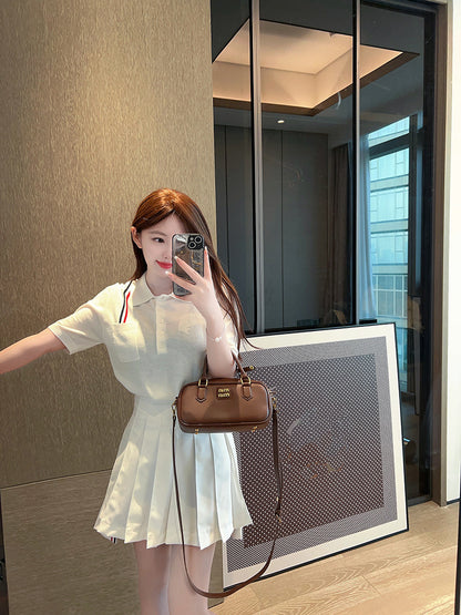 Knitted short sleeves