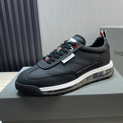 TNOM 2025 Man Sneakers